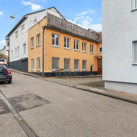 Zf02 Monteurzimmer - Platz Fuer Bis Zu 20 Personen Im Haus - Mehr Und Verfuegbar Ls-crewcomfort Hostel *