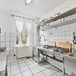 Zf02 Monteurzimmer - Platz Fuer Bis Zu 20 Personen Im Haus - Mehr Und Verfuegbar Ls-crewcomfort * Stoccarda